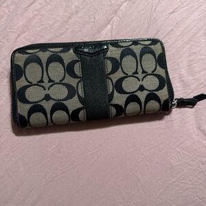 Vintage Coach Black and Gray Signature Wallet
